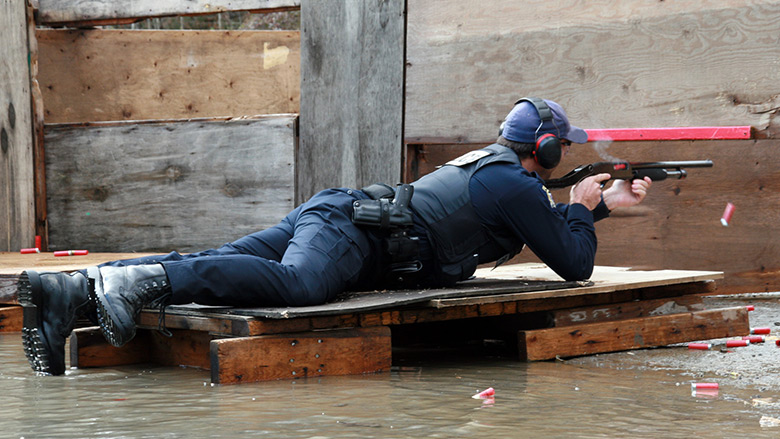 Extreme tactical shotgun police training